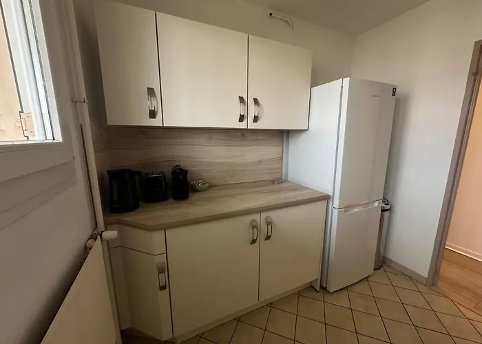 Apartament Le Saurupt Avec Parking